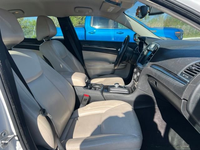 Used 2016 Chrysler 300 Limited w/ Driver Convenience Group AWD/4WD image 11