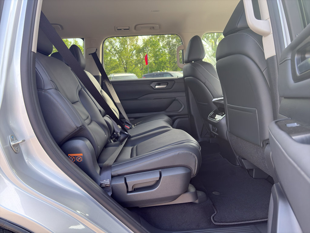 New 2026 Nissan Armada SV RWD image 17