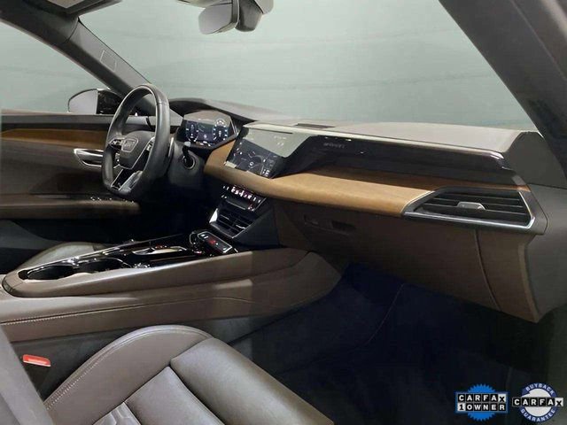 Used 2022 Audi e-tron GT Premium Plus image 75