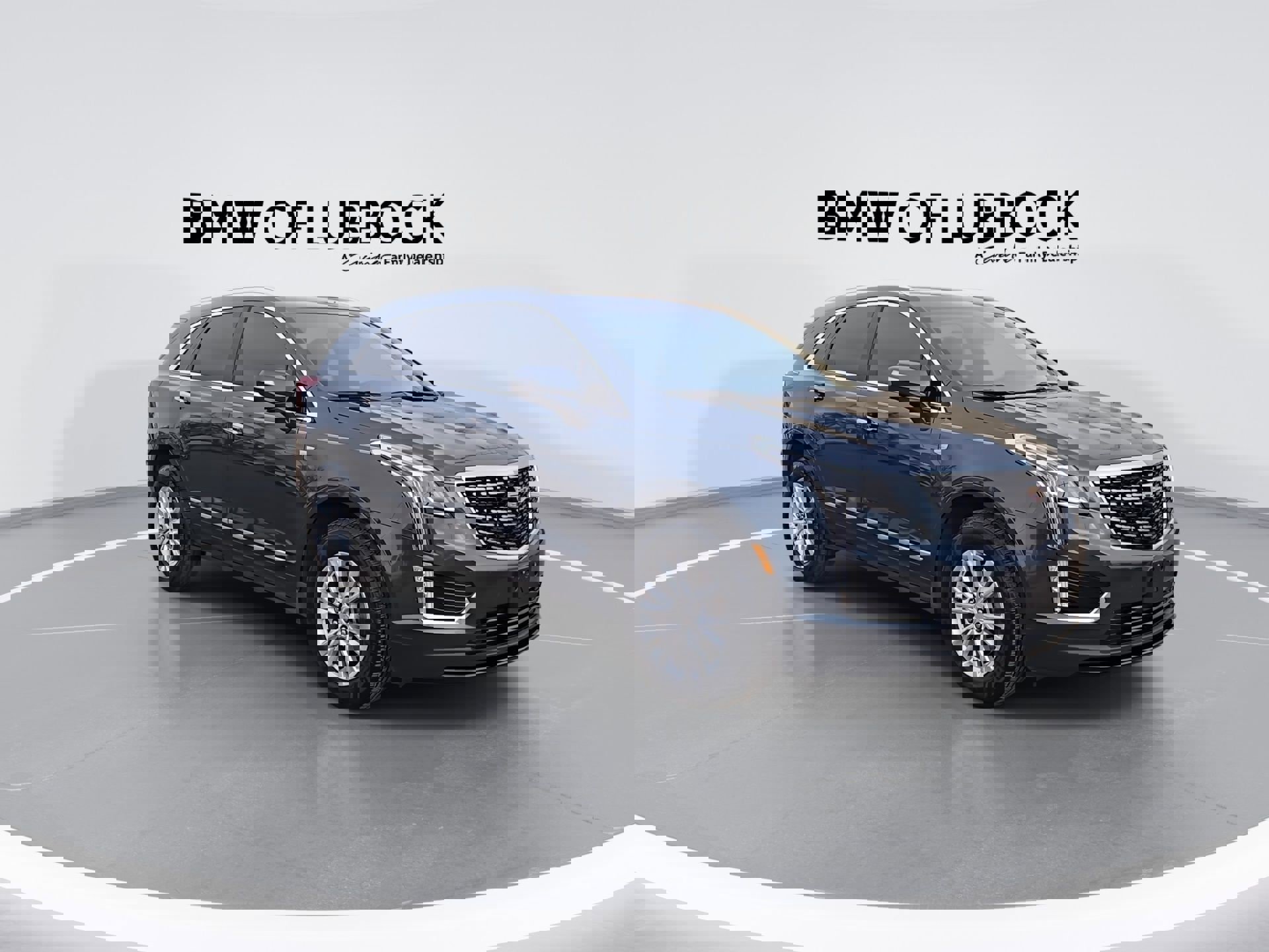 Used 2020 Cadillac XT5 Luxury w/ LPO, Floor Liner Package image 2