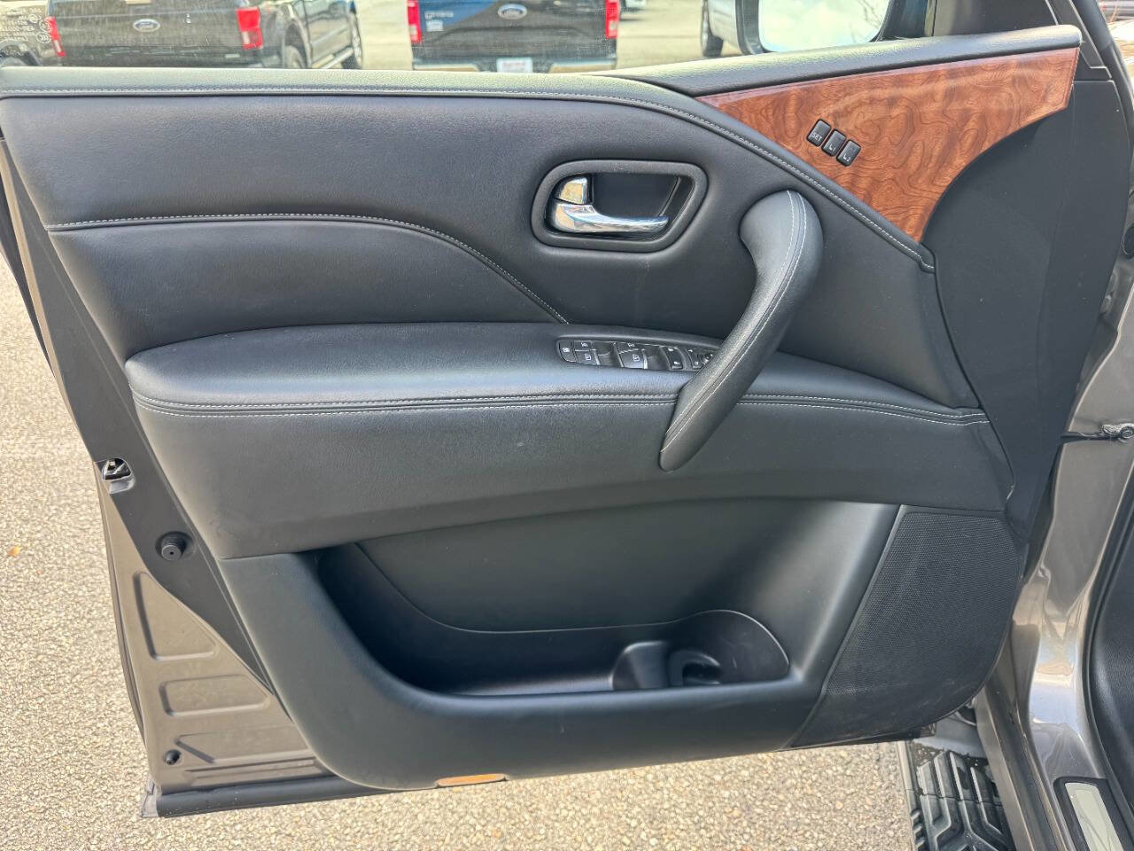 Used 2019 INFINITI QX80 Luxe image 41