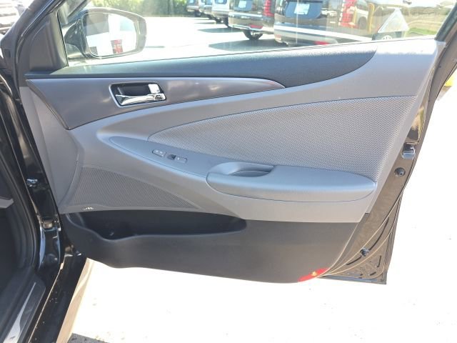 Used 2013 Hyundai Sonata Limited image 21