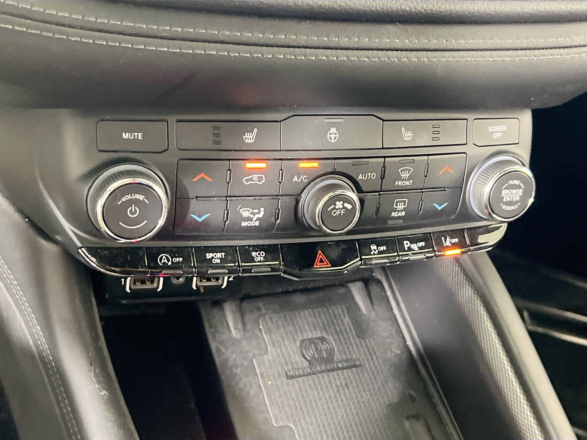 Used 2022 Dodge Durango GT image 16