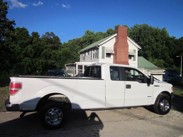 Used 2013 Ford F150 XL w/ Mid Equipment Group AWD/4WD image 4