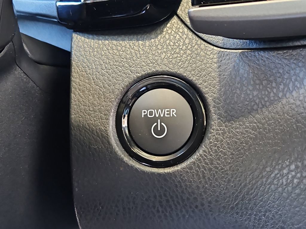 New 2026 Toyota Camry Hybrid AWD/4WD image 13