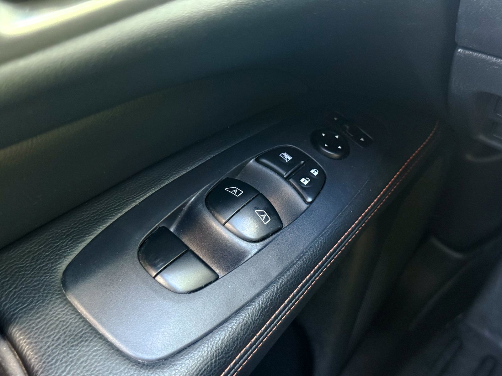Used 2019 Nissan Pathfinder SV w/ Rock Creek Edition AWD/4WD image 32
