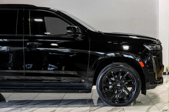 Used 2024 Cadillac Escalade Sport w/ LPO, ONYX Package AWD/4WD image 13