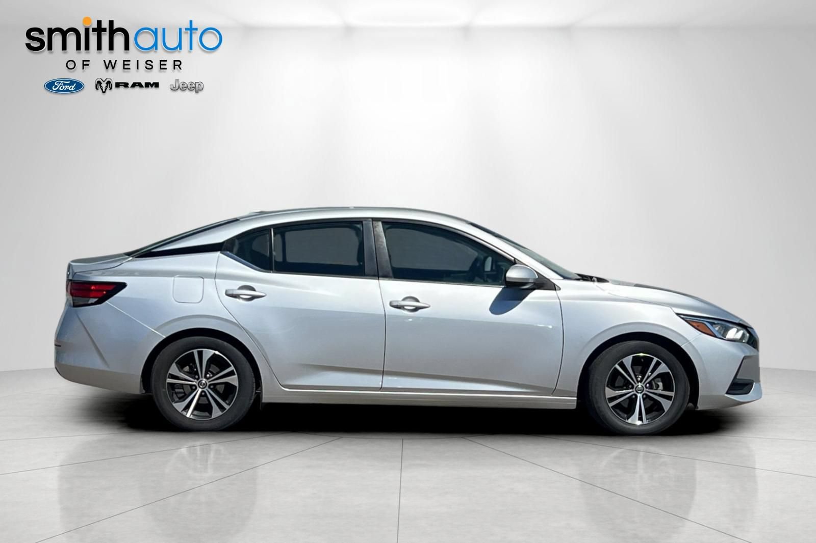 Used 2022 Nissan Sentra SV FWD image 3