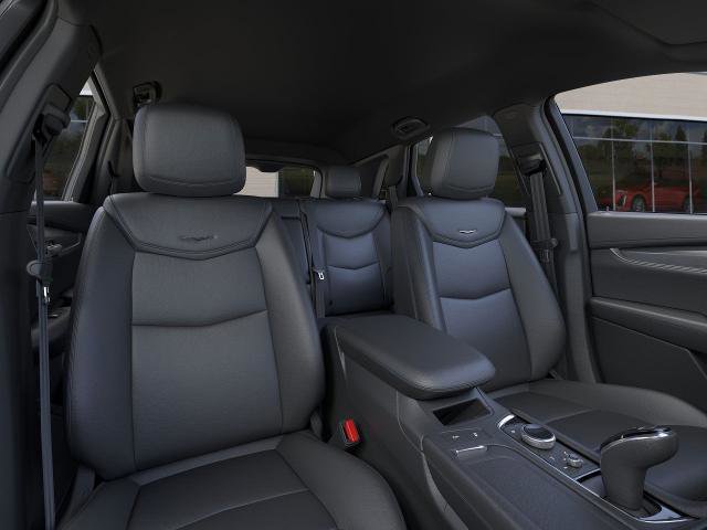 New 2026 Cadillac XT5 Luxury w/ LPO, ONYX Package image 16