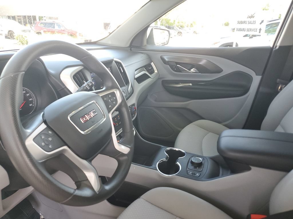 Used 2023 GMC Terrain SLE w/ Driver Convenience Package FWD image 23