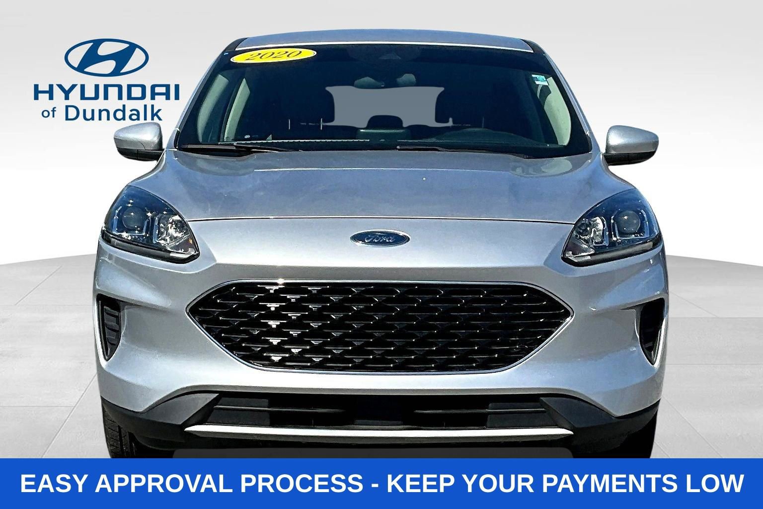 Used 2020 Ford Escape SE image 2
