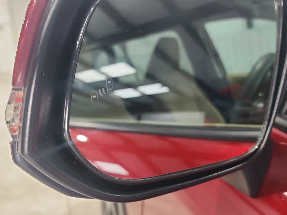 Used 2020 Toyota RAV4 LE image 11
