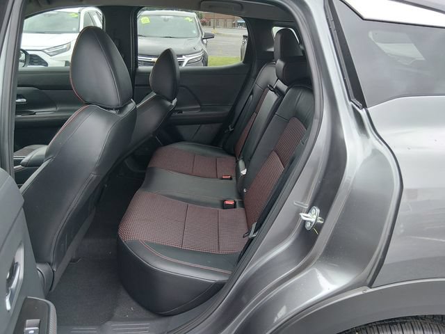 Certified 2025 Nissan Kicks SR FWD image 13