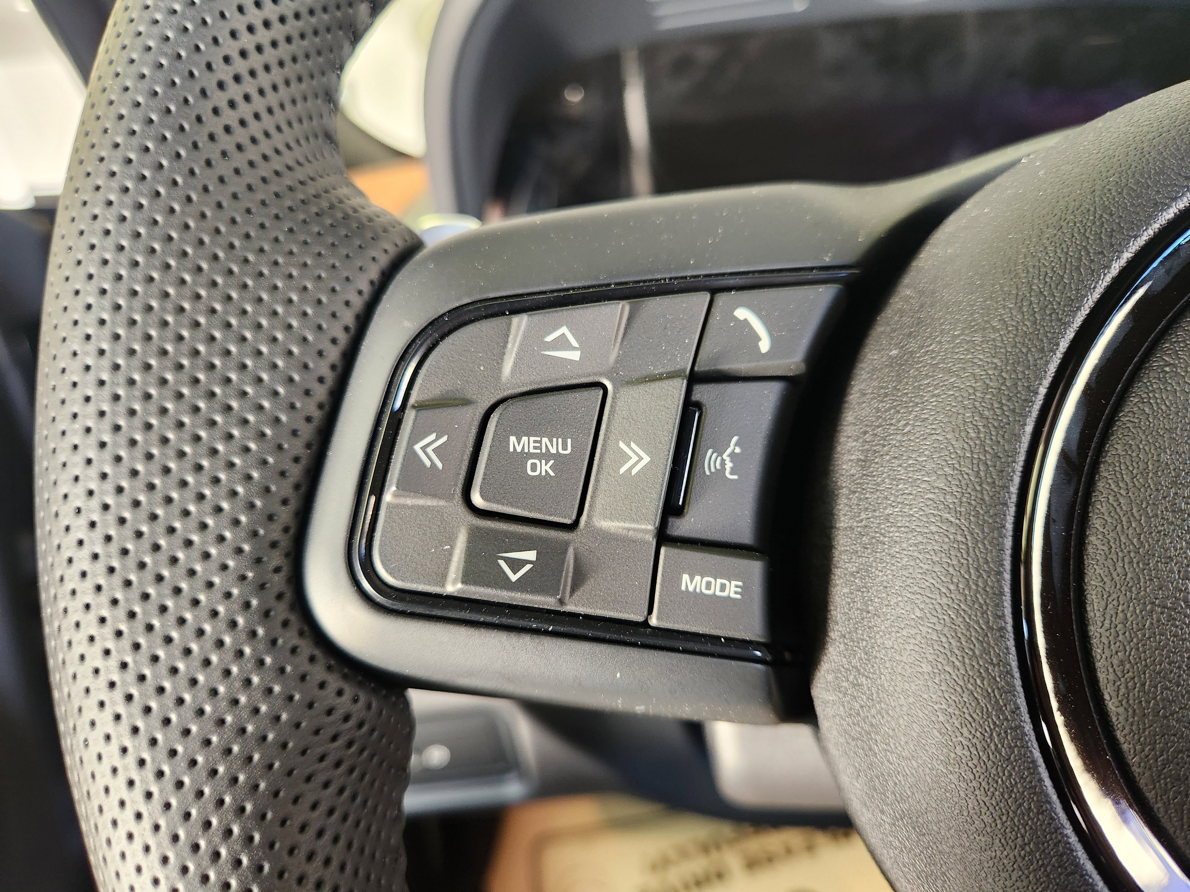 New 2024 Jaguar F-TYPE R image 14