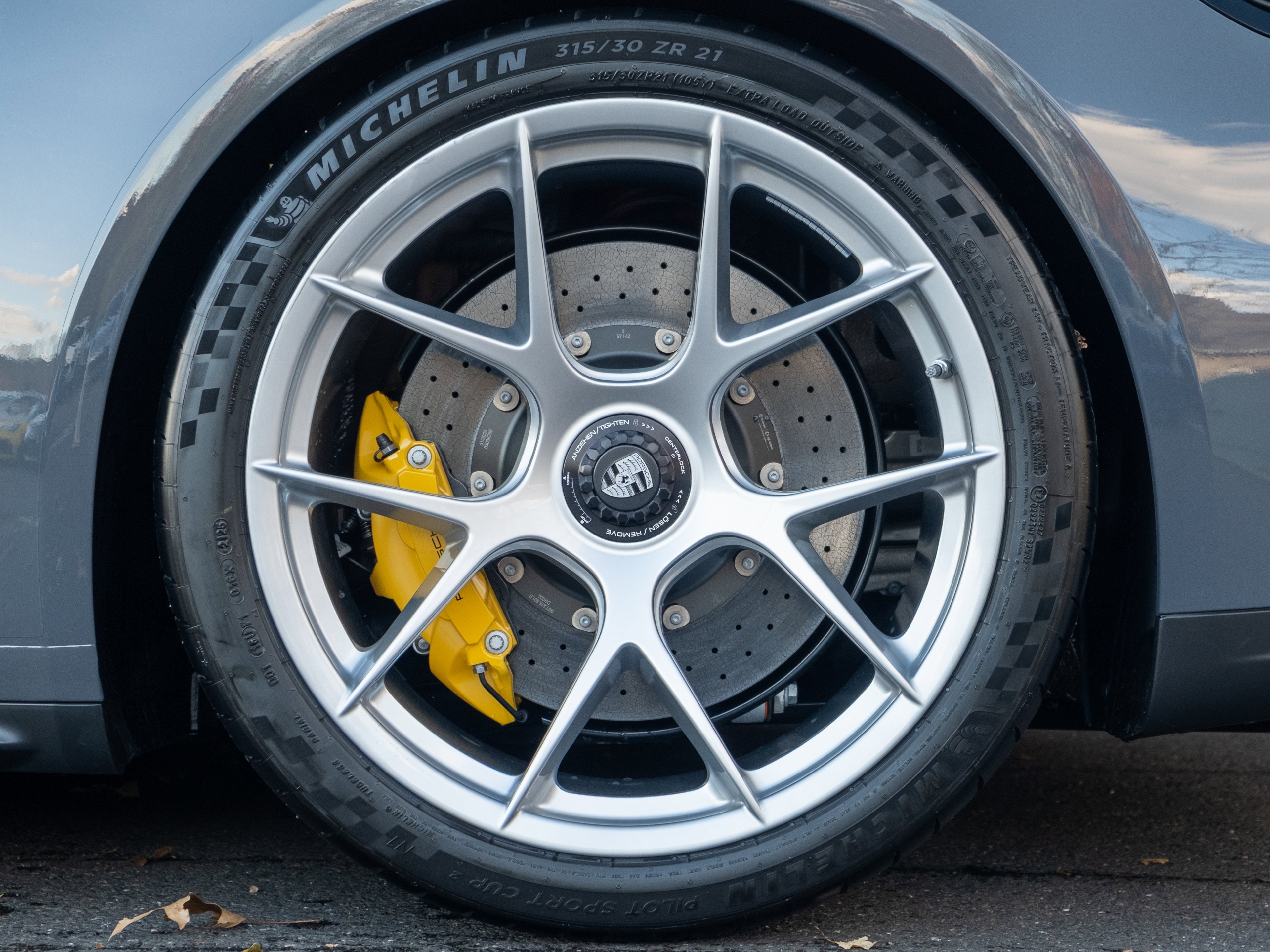 New 2026 Porsche 911 GT3 image 13