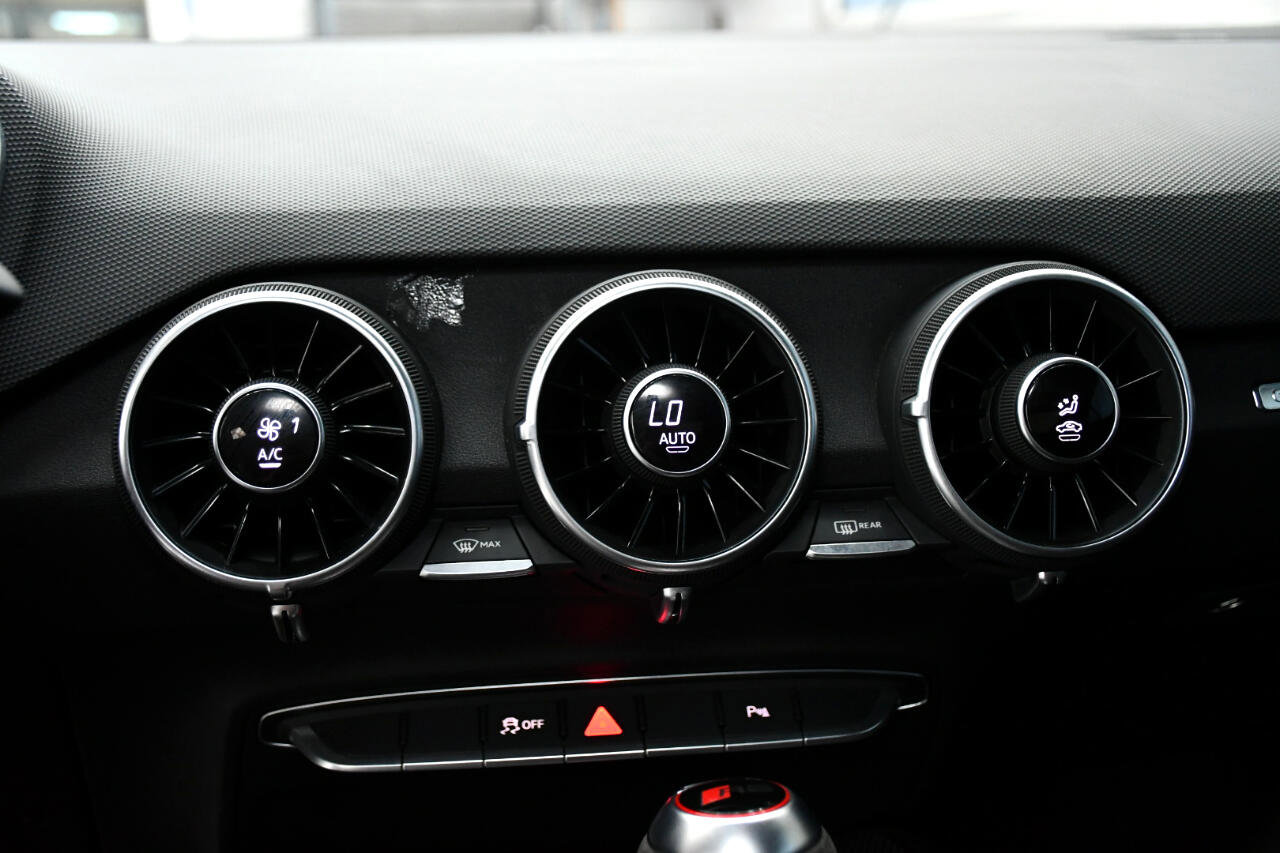 Used 2018 Audi TT RS image 33