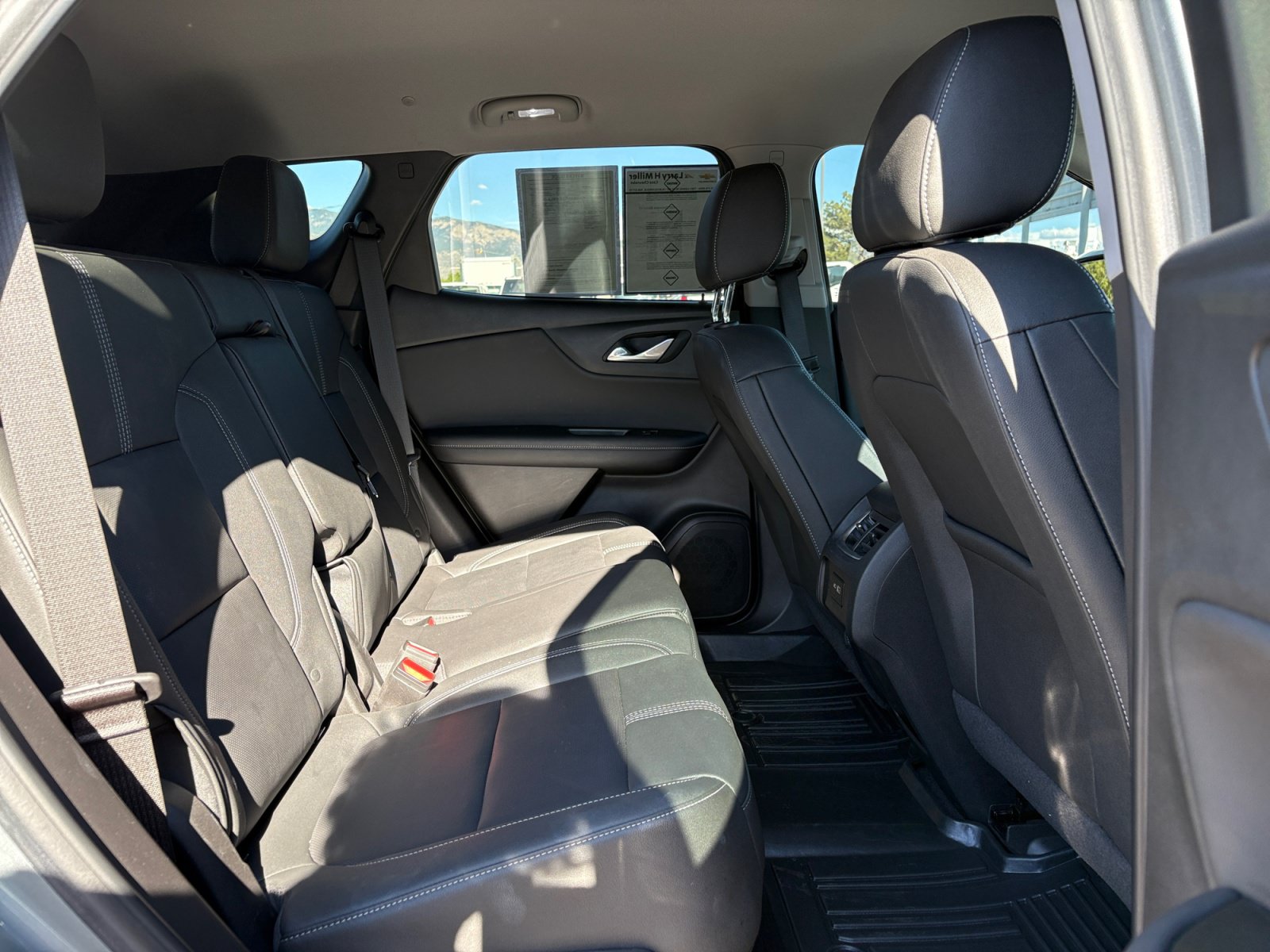Used 2023 Chevrolet Blazer LT FWD image 28