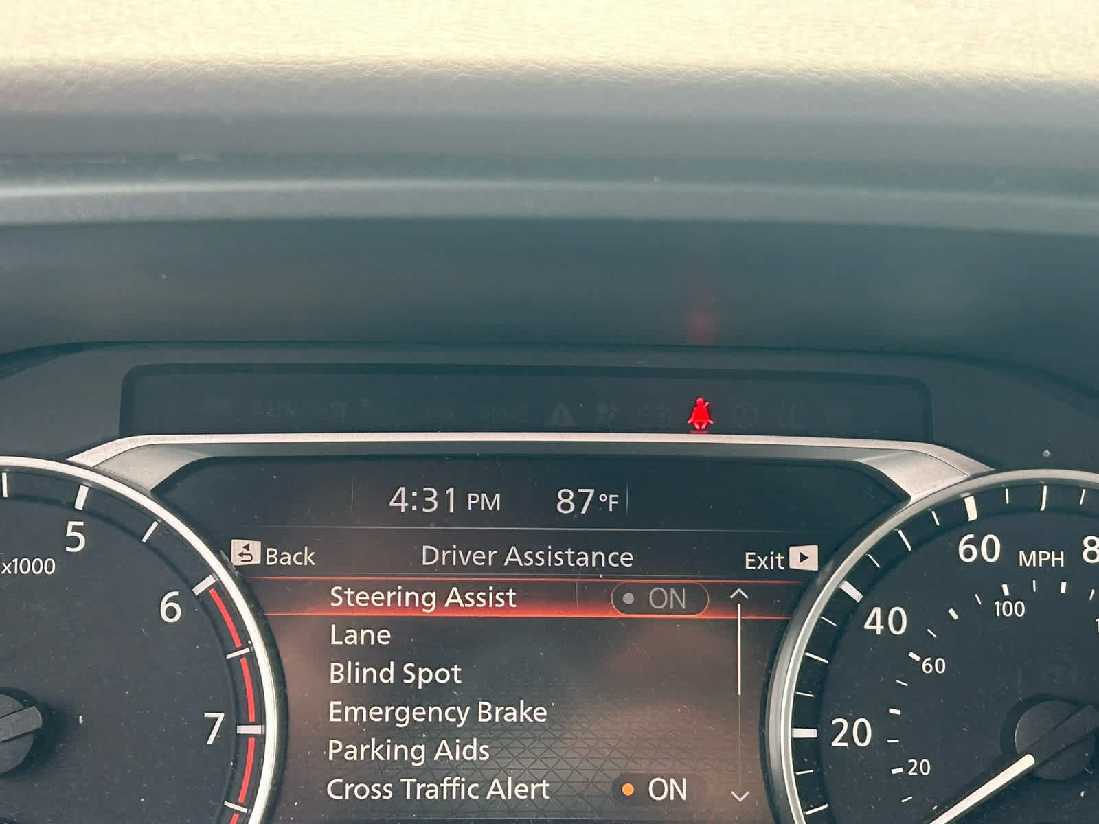 Used 2021 Nissan Rogue SV AWD/4WD image 30