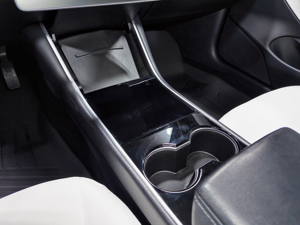 Used 2020 Tesla Model 3 Long Range image 17