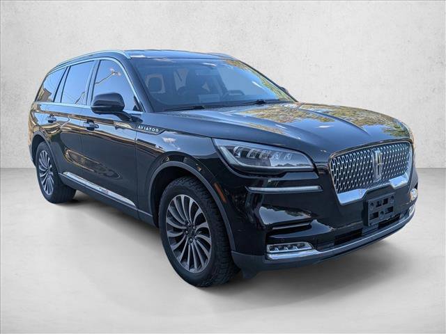 Used 2020 Lincoln Aviator Reserve w/ Elements Package Plus AWD/4WD image 3
