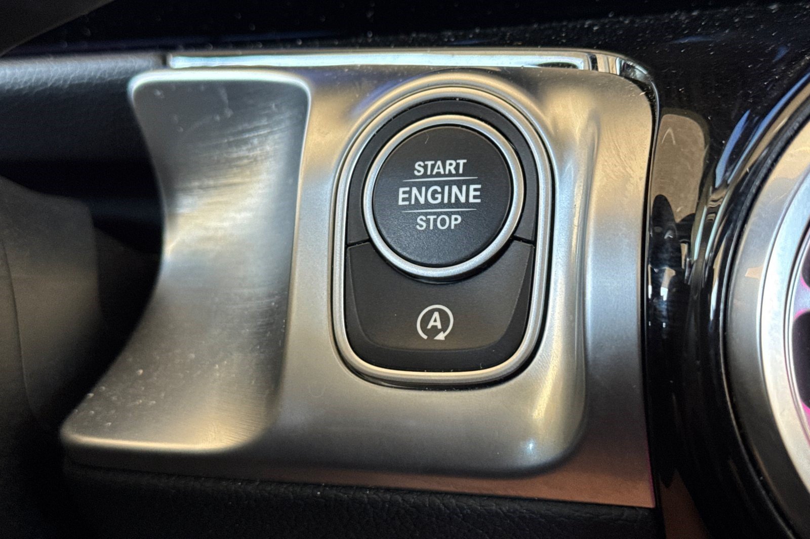 Certified 2024 Mercedes-Benz GLB 250 image 15