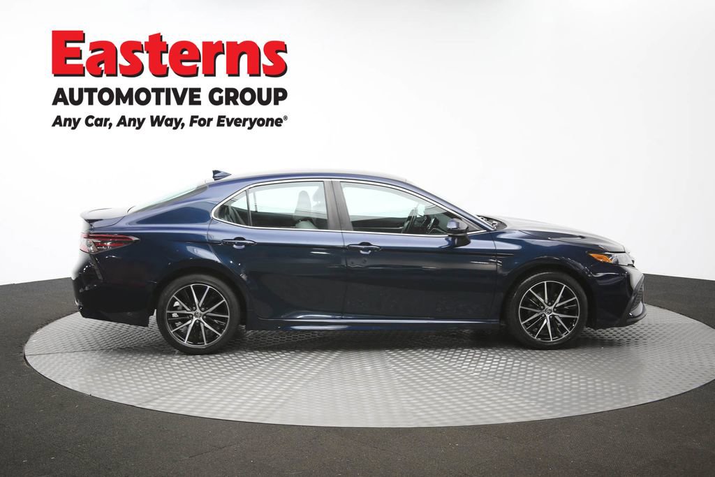 Used 2021 Toyota Camry SE image 44