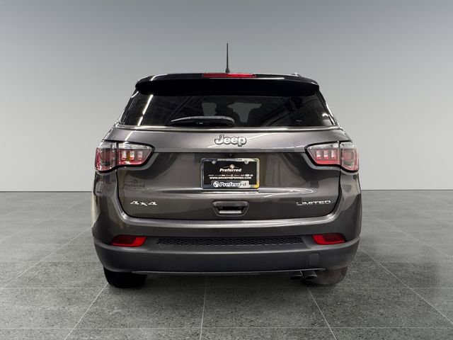 Used 2022 Jeep Compass Limited image 23