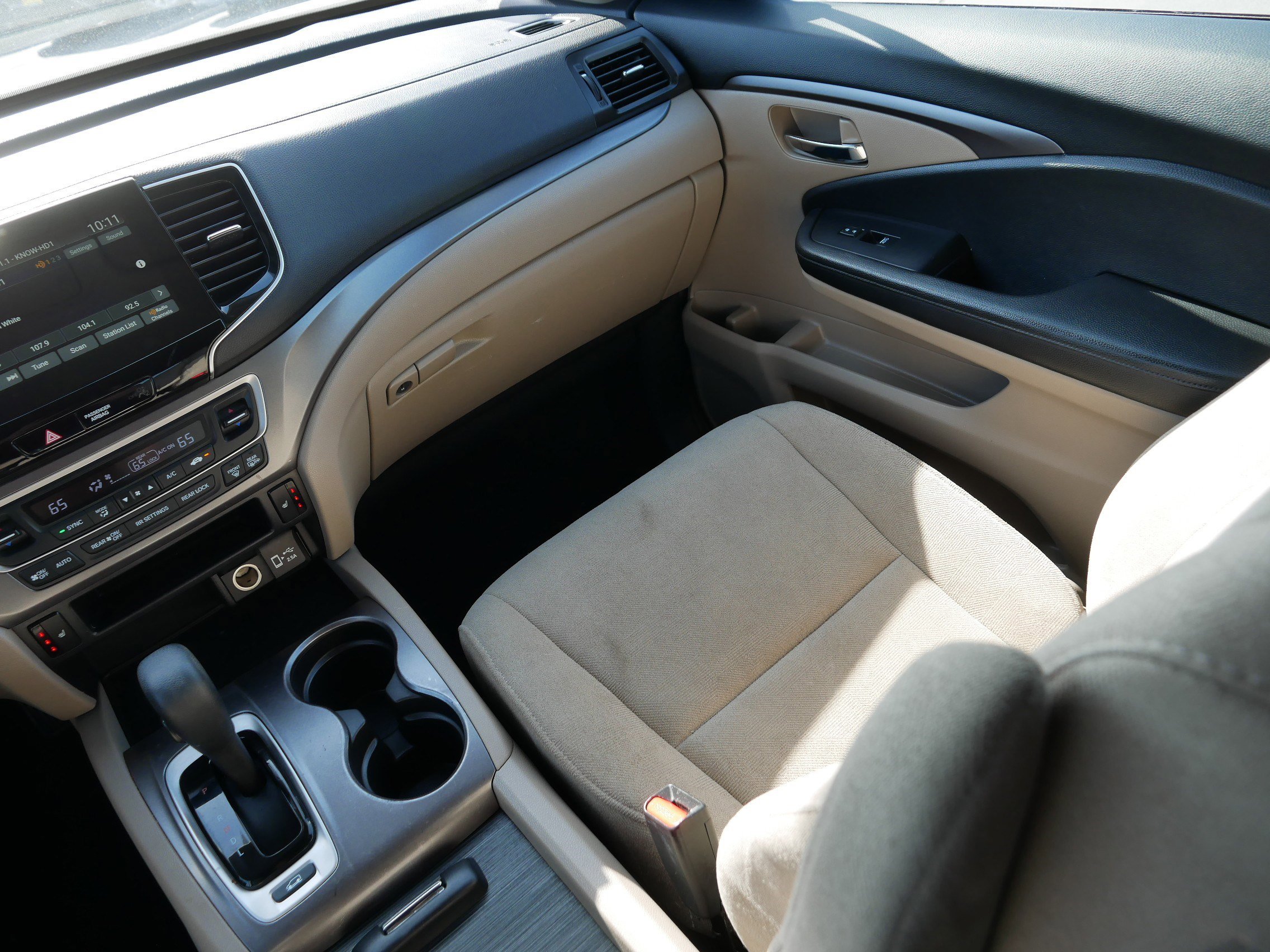 Used 2020 Honda Pilot EX image 11