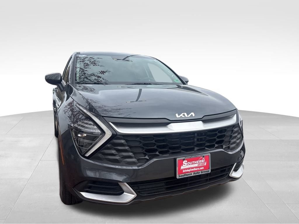 Certified 2024 Kia Sportage LX image 9