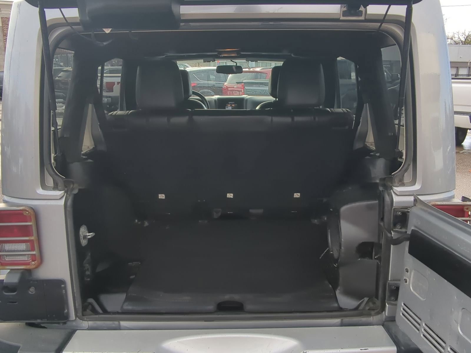 Used 2013 Jeep Wrangler Unlimited Sahara w/ Connectivity Group image 34