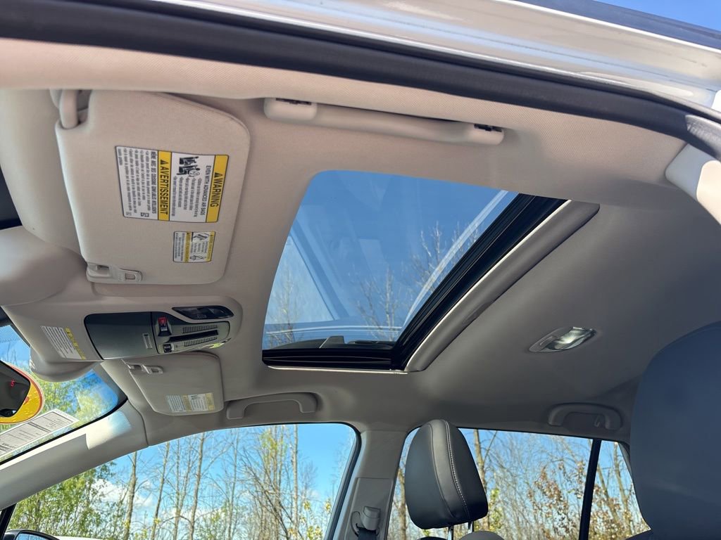 Used 2022 Subaru Outback Limited AWD/4WD image 36