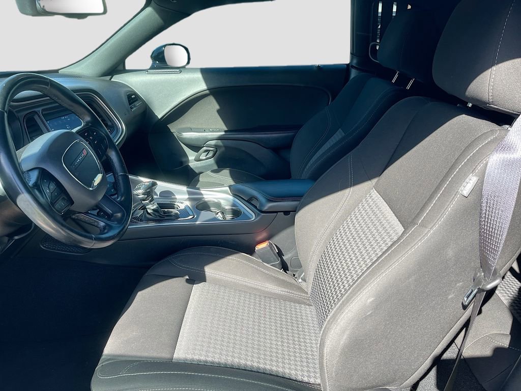 Used 2021 Dodge Challenger SXT RWD image 19