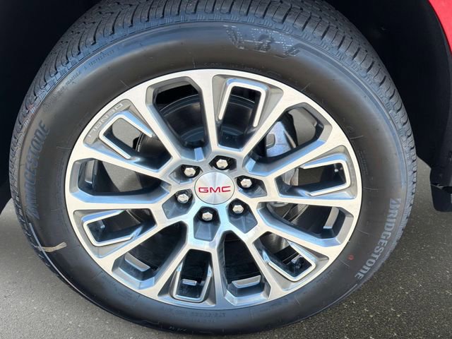 New 2026 GMC Yukon XL Denali w/ Denali Reserve Package image 10