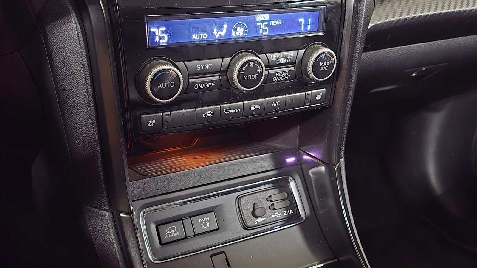 Used 2022 Subaru Ascent Onyx Edition image 32