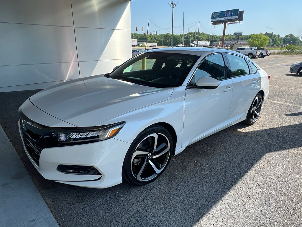 Used 2018 Honda Accord Sport image 5