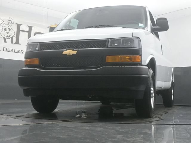 New 2026 Chevrolet Express 2500 w/ Driver Convenience Package RWD image 4