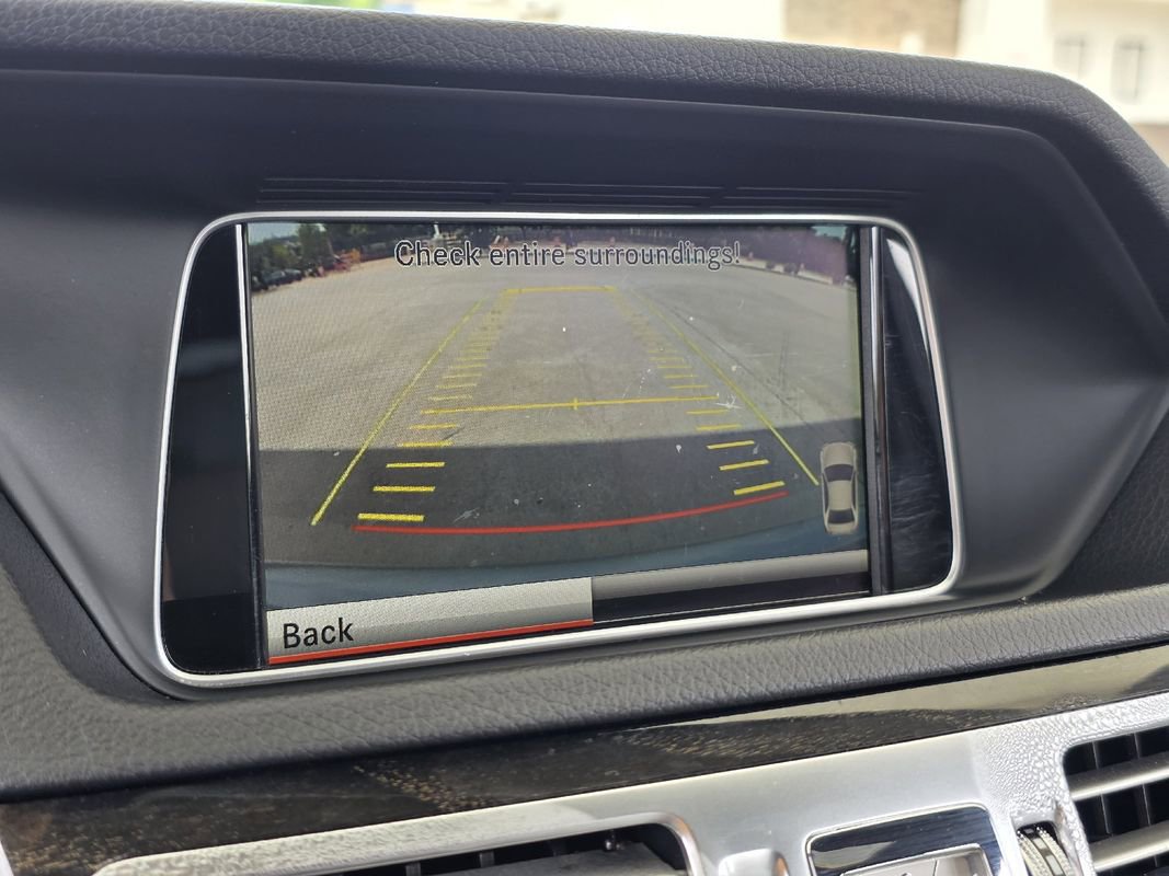 Used 2014 Mercedes-Benz E 250 BlueTEC Sedan image 14