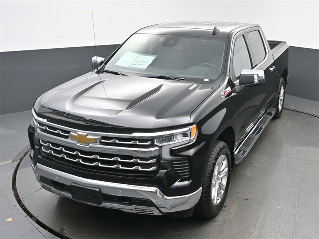 Used 2025 Chevrolet Silverado 1500 LTZ w/ LTZ Premium Package image 38