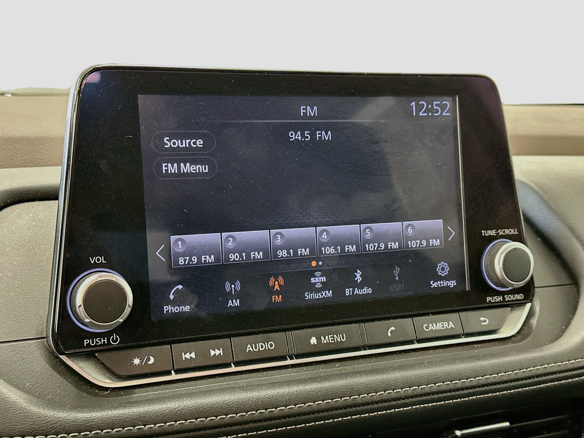 Used 2022 Nissan Rogue SV AWD/4WD image 21