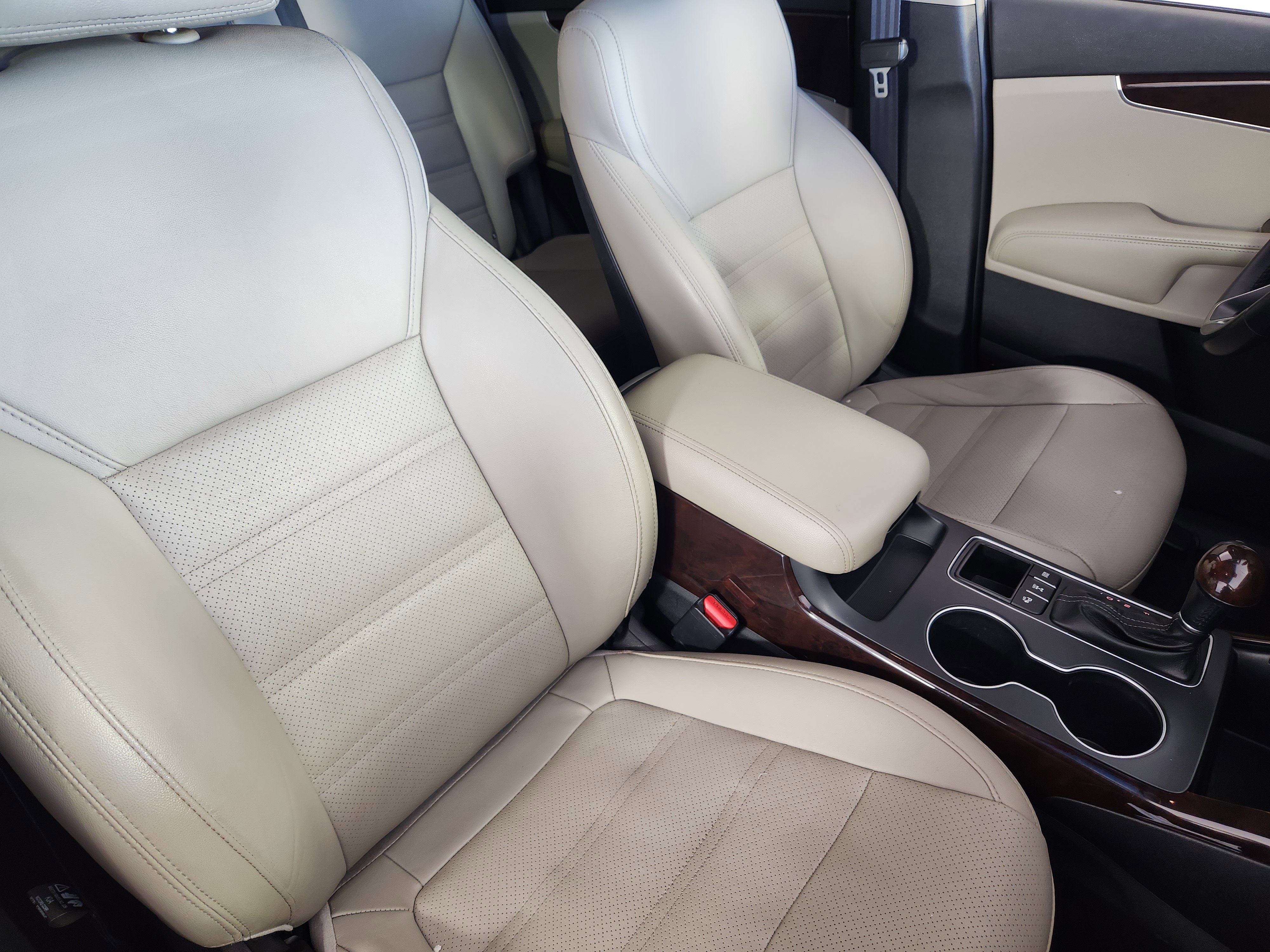 Used 2017 Kia Sorento EX image 10