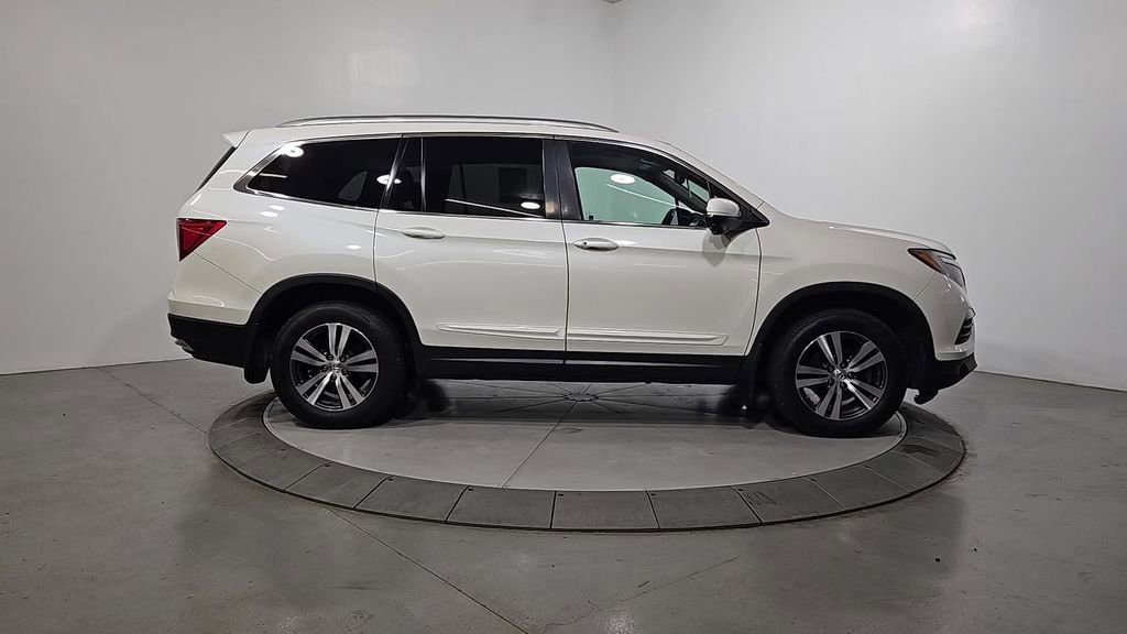 Used 2017 Honda Pilot EX-L image 6