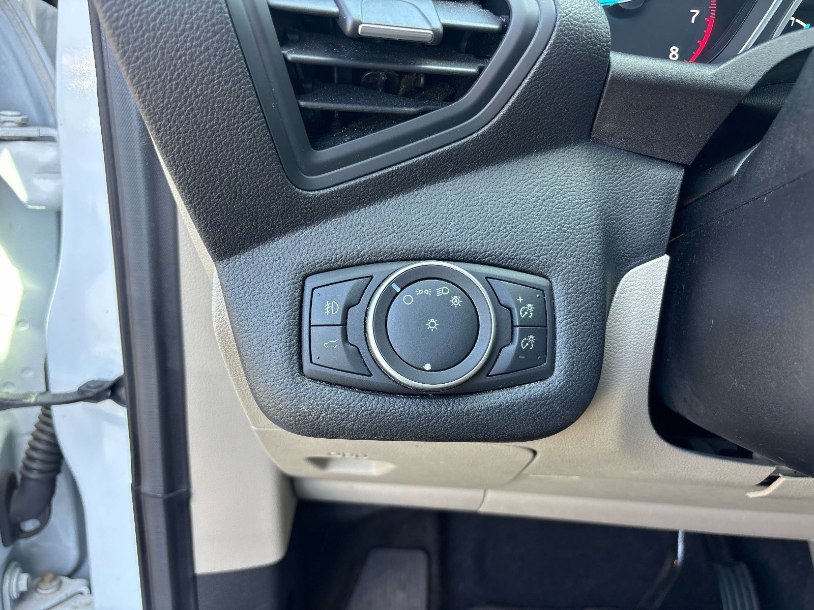 Used 2019 Ford Escape SE AWD/4WD image 17