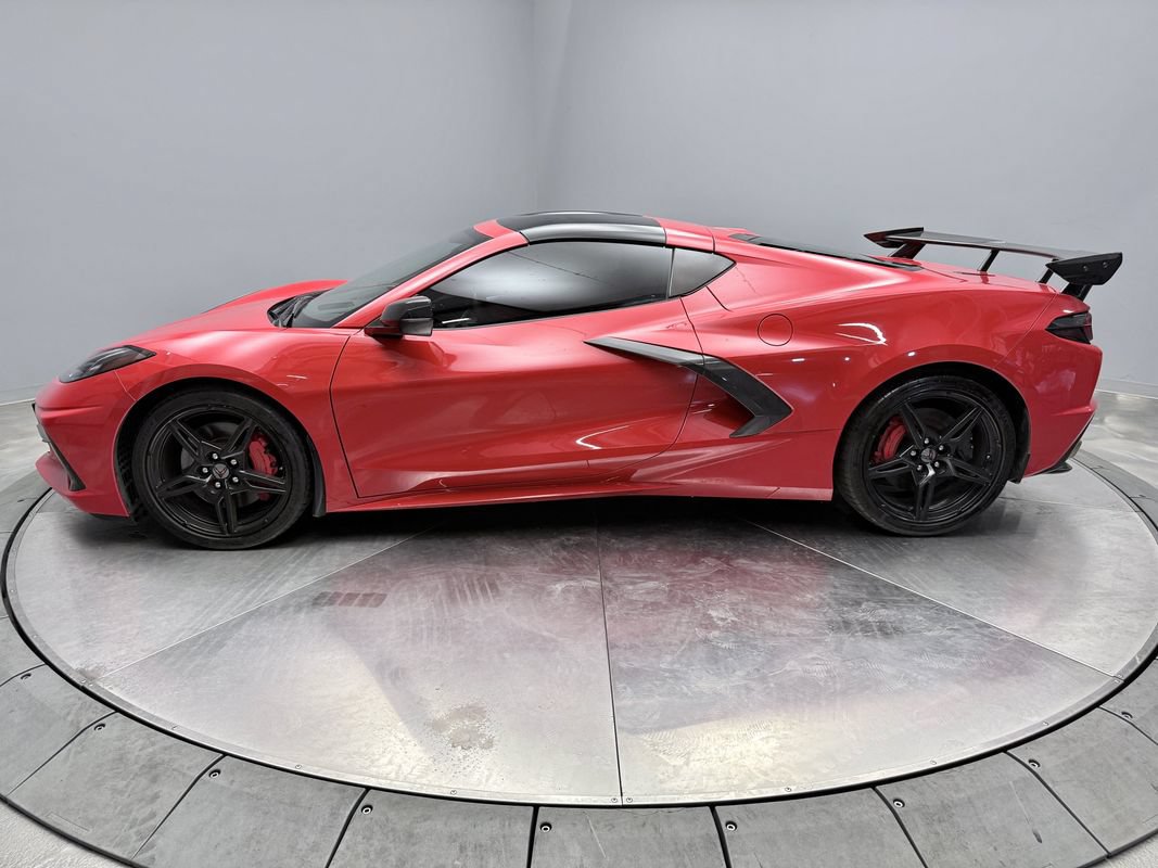 Used 2020 Chevrolet Corvette Stingray Preferred Cpe w/ 2LT Preferred Equipment Group RWD image 8