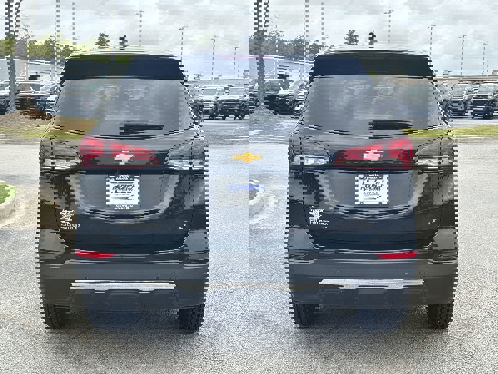 Used 2024 Chevrolet Equinox LT image 9