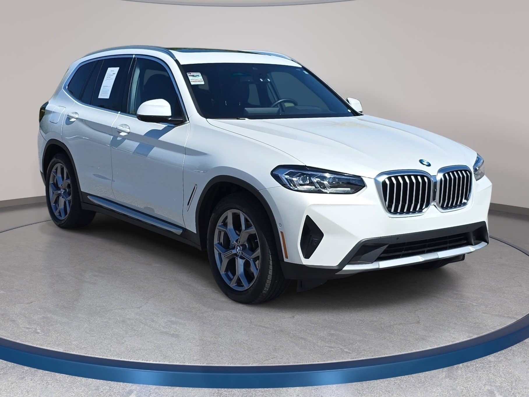 Used 2024 BMW X3 xDrive30i w/ Premium Package w/ZPA AWD/4WD image 3