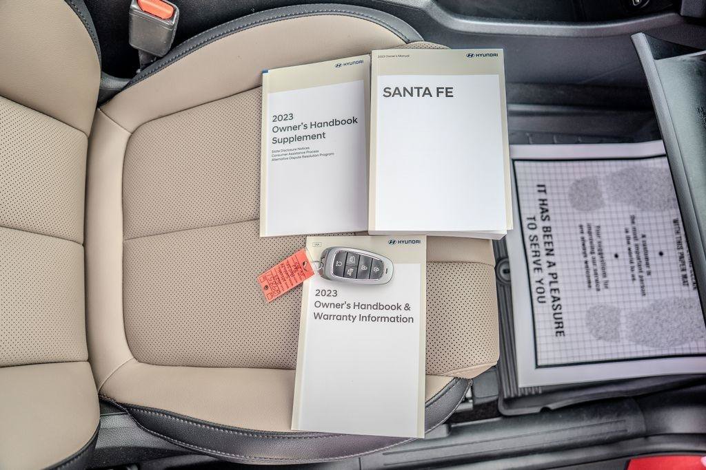 Used 2023 Hyundai Santa Fe SEL w/ Premium Package AWD/4WD image 27