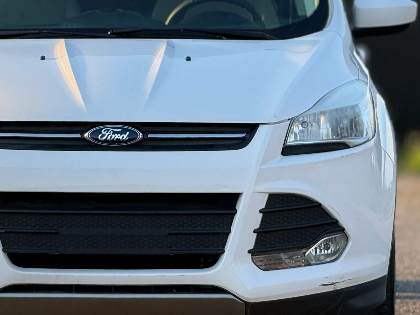 Used 2015 Ford Escape SE FWD image 12