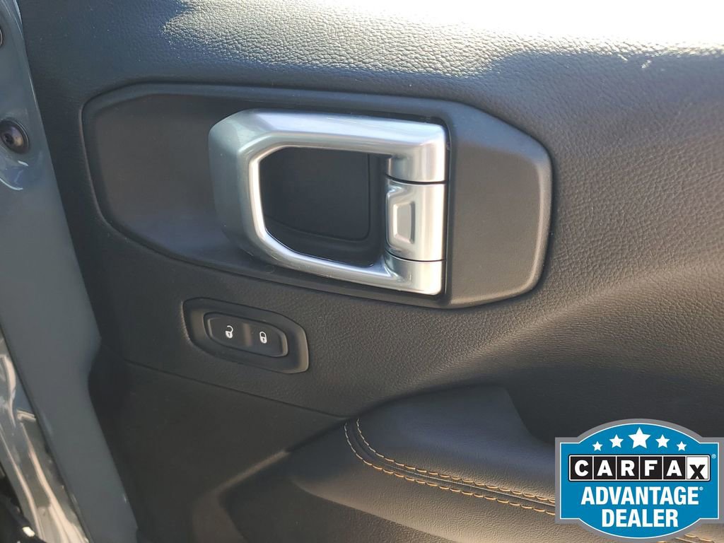 Used 2024 Jeep Wrangler Sahara image 50