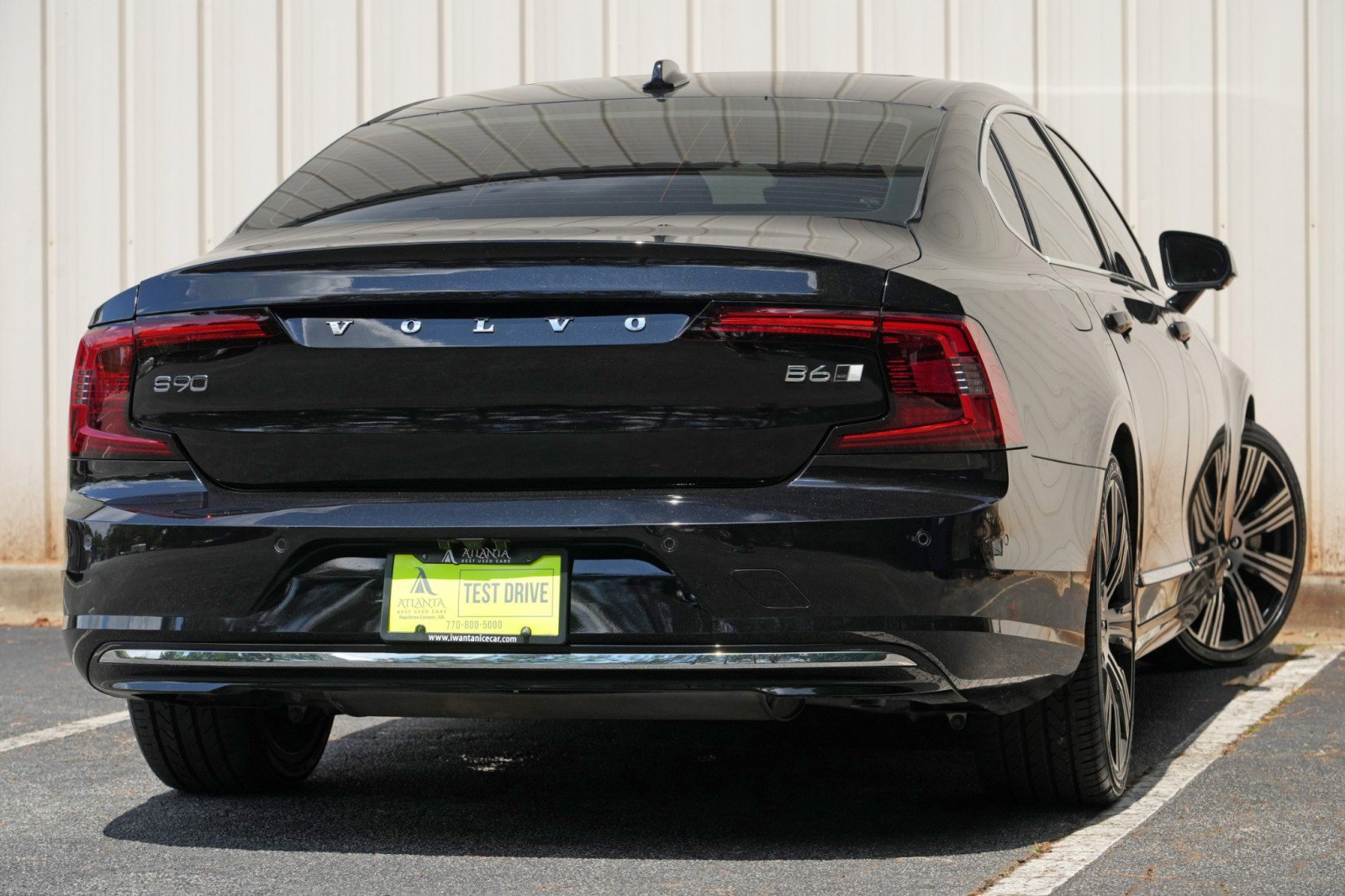 Used 2023 Volvo S90 B6 Ultimate w/ Lounge Package AWD/4WD image 4