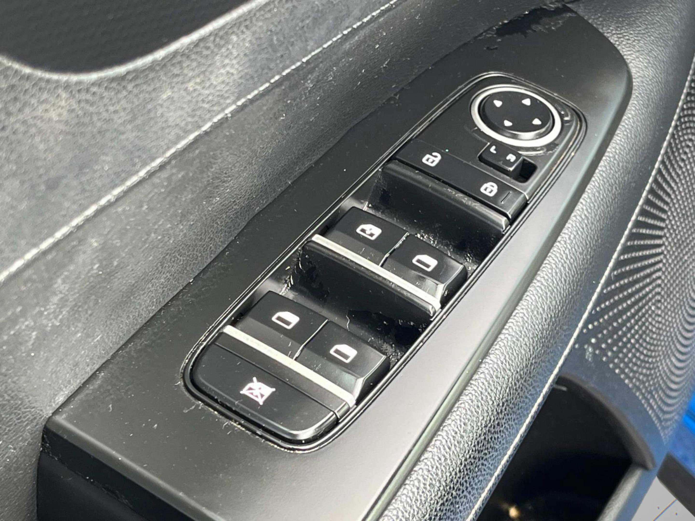 Used 2022 Kia Forte GT-Line image 35